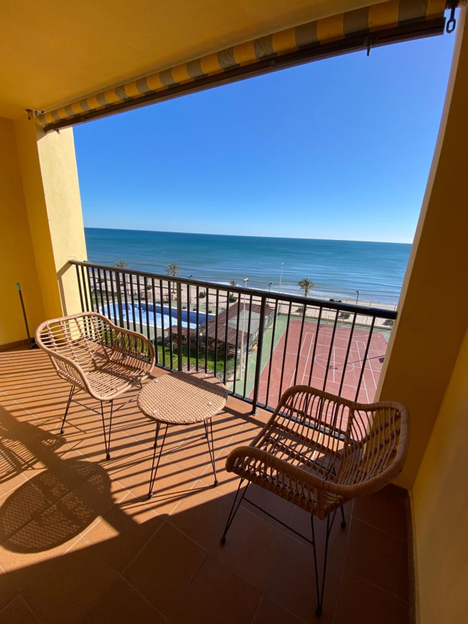 Travel Habitat Port Saplaya Con Vistas Al Mar Apartment Exterior photo